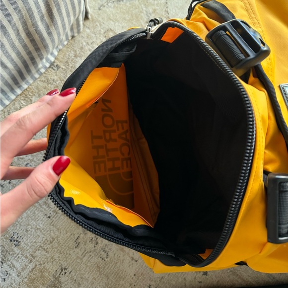 The North Face Base Camp Duffle - Medium - Picture 6 of 11